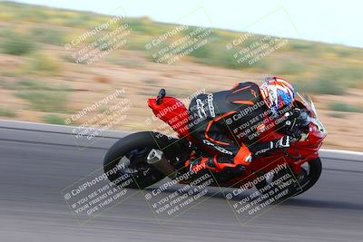 media/Apr-30-2023-CRA (Sun) [[020fcf5d43]]/Race 14-400 Expert-Amateur Superbike/